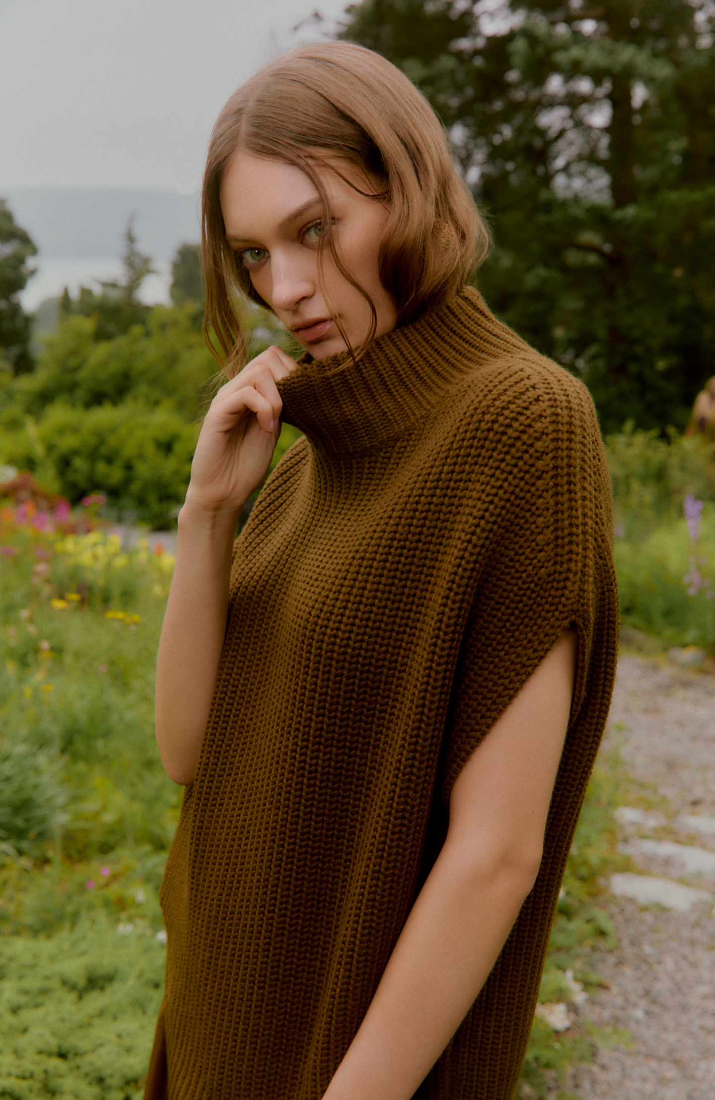Sleeveless Turtleneck Sweater
