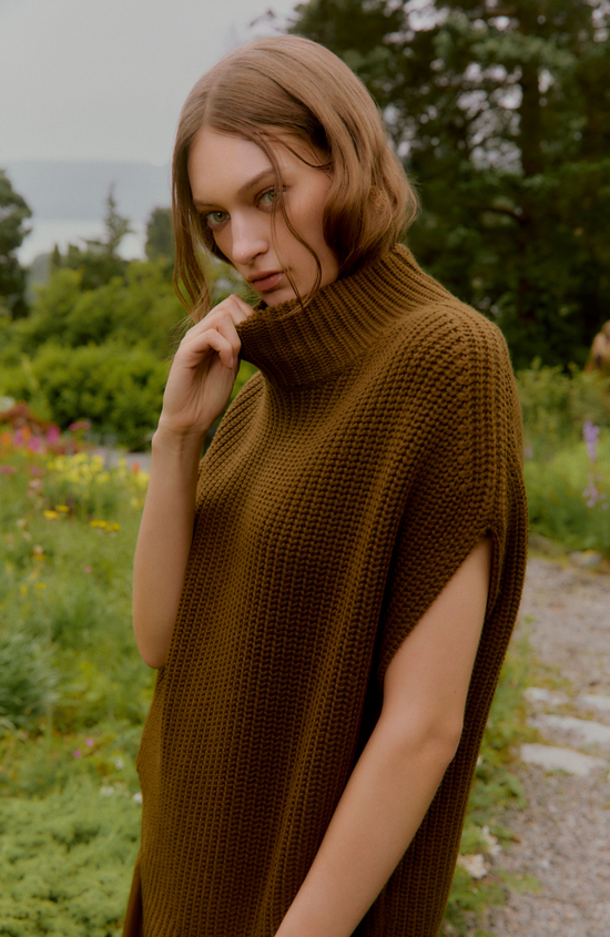 Sleeveless Turtleneck Sweater
