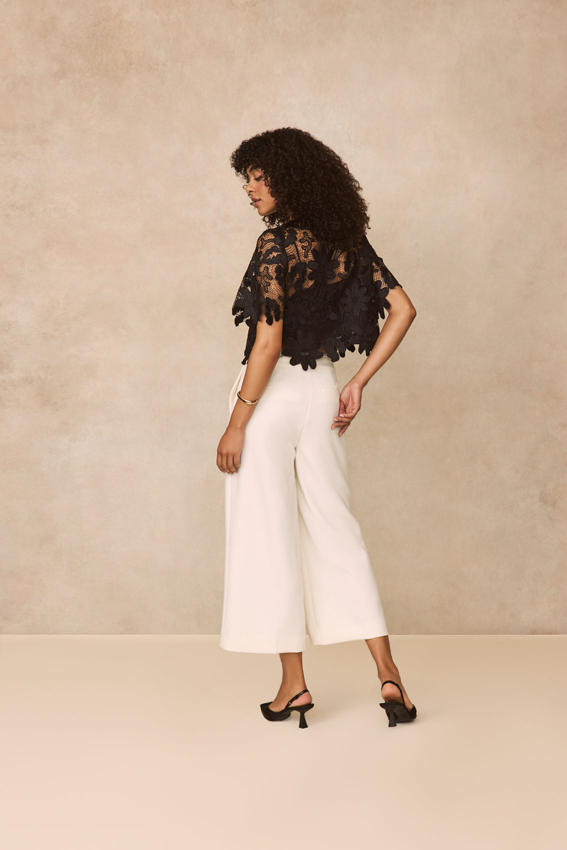 Floral Lace Scalloped Top