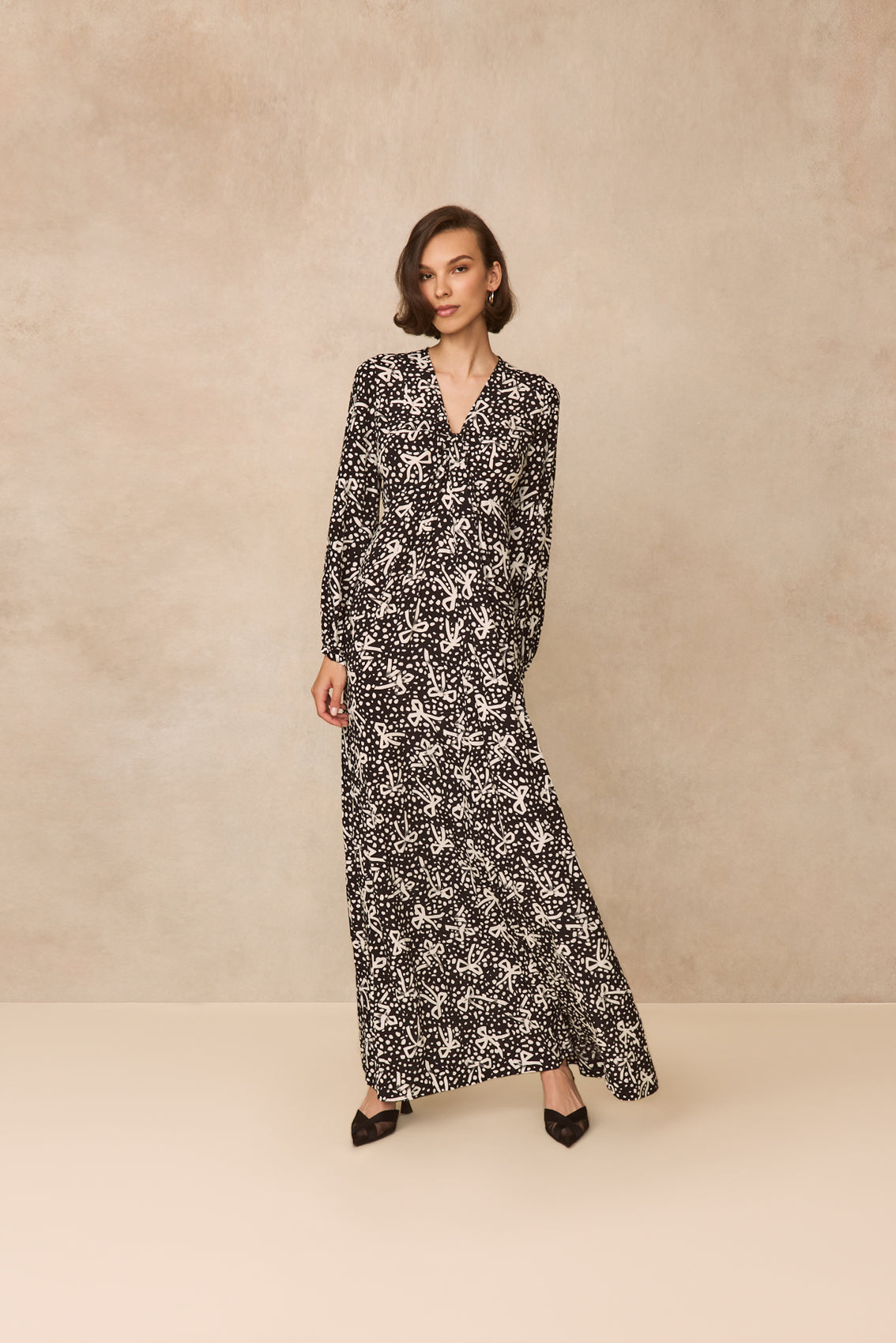 Bow Printed Crepe V-Neck Maxi